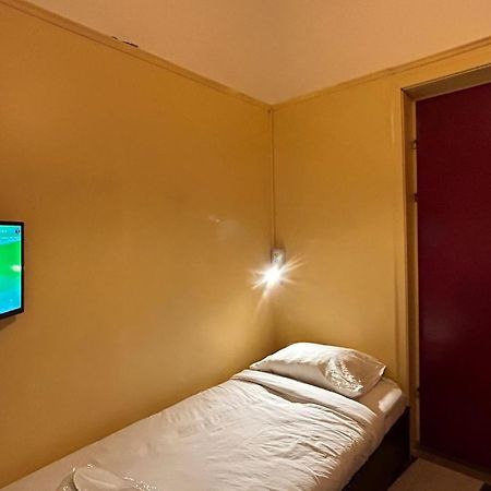 Central Accommodation Budget By Hr Bucureşti Eksteriør bilde