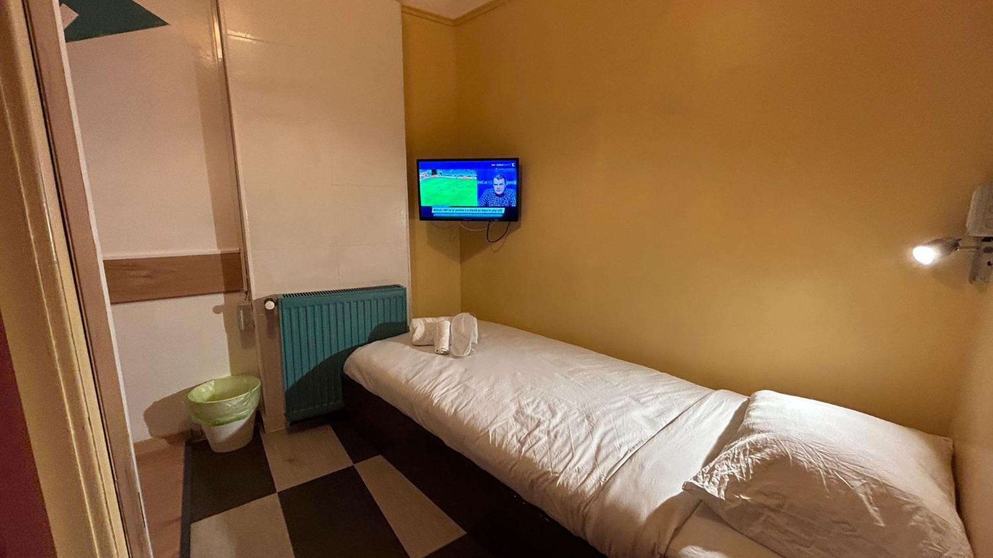 Central Accommodation Budget By Hr Bucureşti Eksteriør bilde